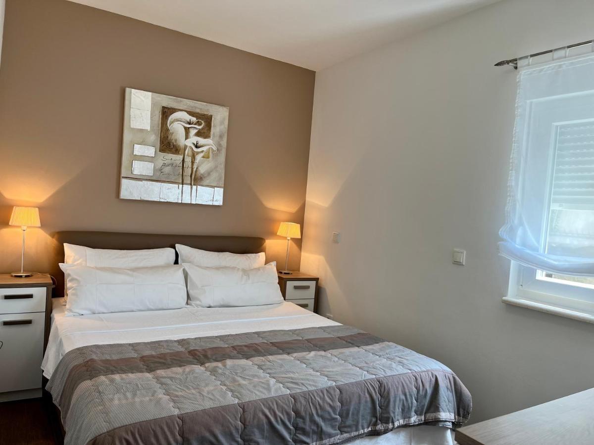 Apartments Casabrillantin Tucepi Exterior photo